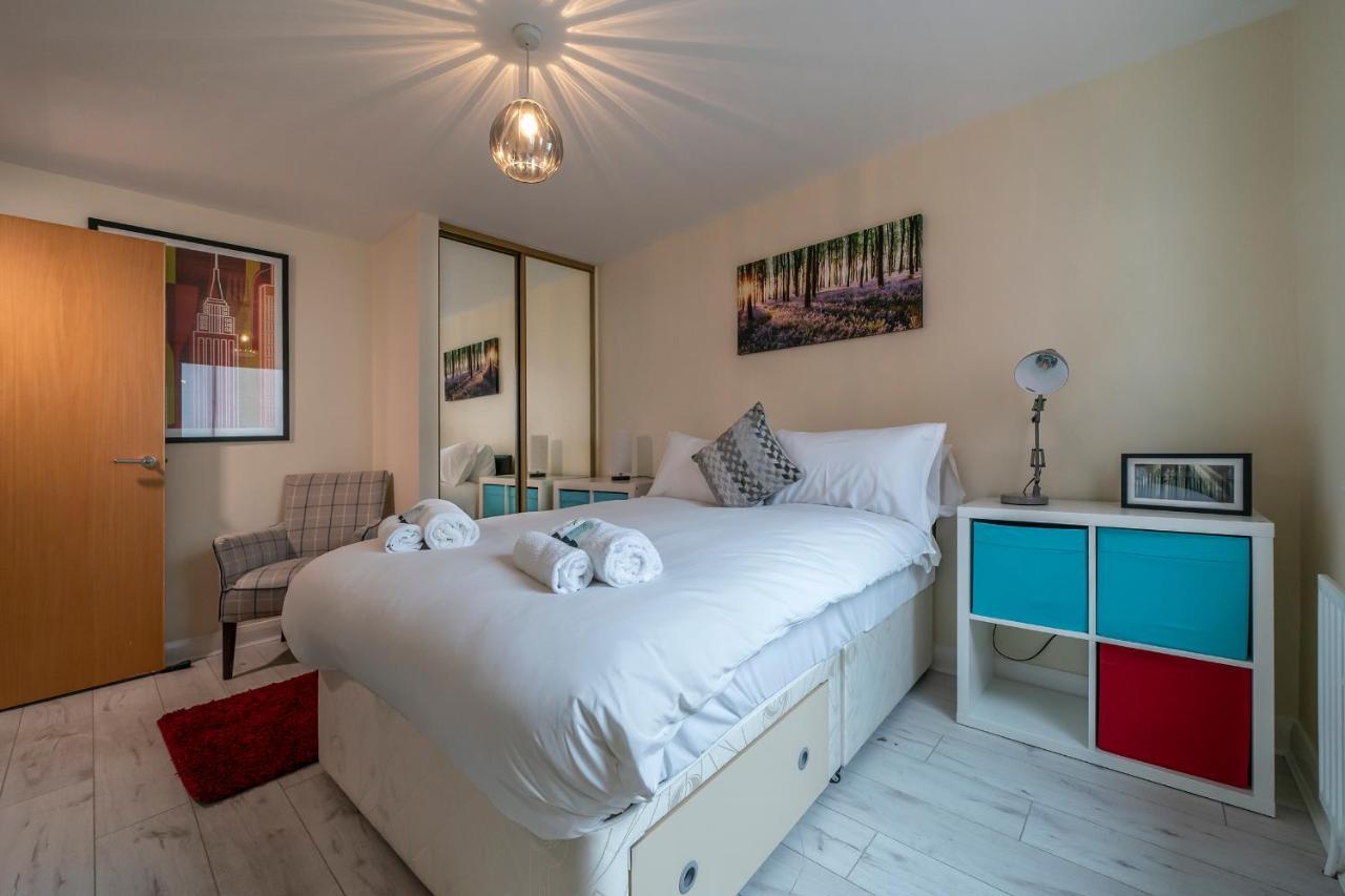 1 Bd Apt In Historical W Belfast Close To Centre Buitenkant foto